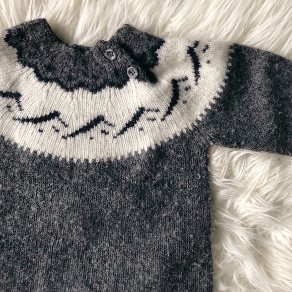 ✨HOST PICK✨Cozy Grey and White Knit Sweater - Picture 2 of 4